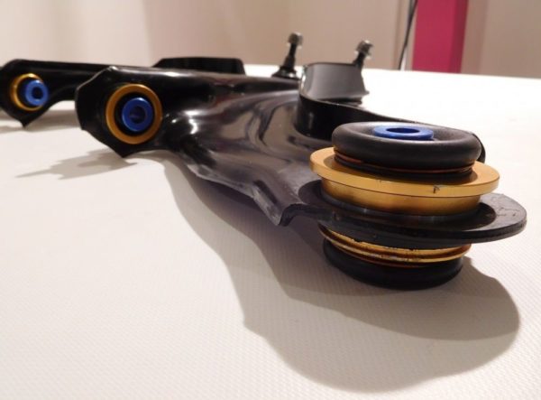 Kit uniball sur bras de suspension DNA Racing PC0616 pour Renault Clio 3 & 4 RS – Image 9