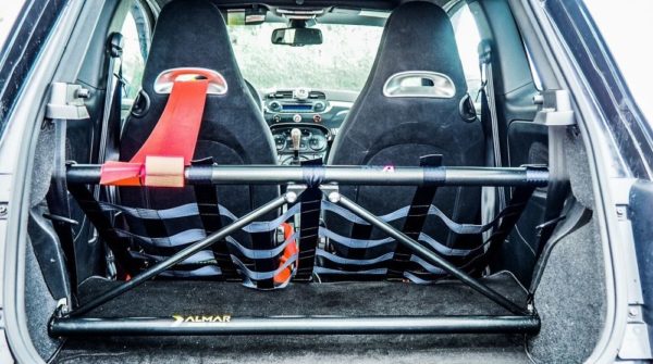 Barre anti-rapprochement arrière avec biellettes DNA Racing PC0945 Abarth – Image 4