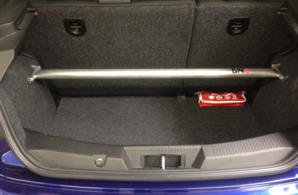 Barre anti-rapprochement arrière DNA Racing PC0169 pour Abarth, Fiat, Alfa Romeo & Opel – Image 3