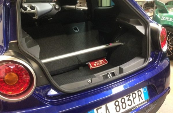 Barre anti-rapprochement arrière DNA Racing PC0169 pour Abarth, Fiat, Alfa Romeo & Opel – Image 4