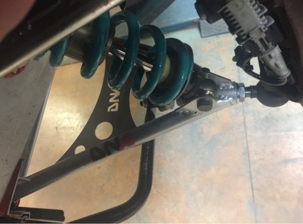 Kit de triangle avant inférieur DNA Racing PC0838 Lotus – Image 3