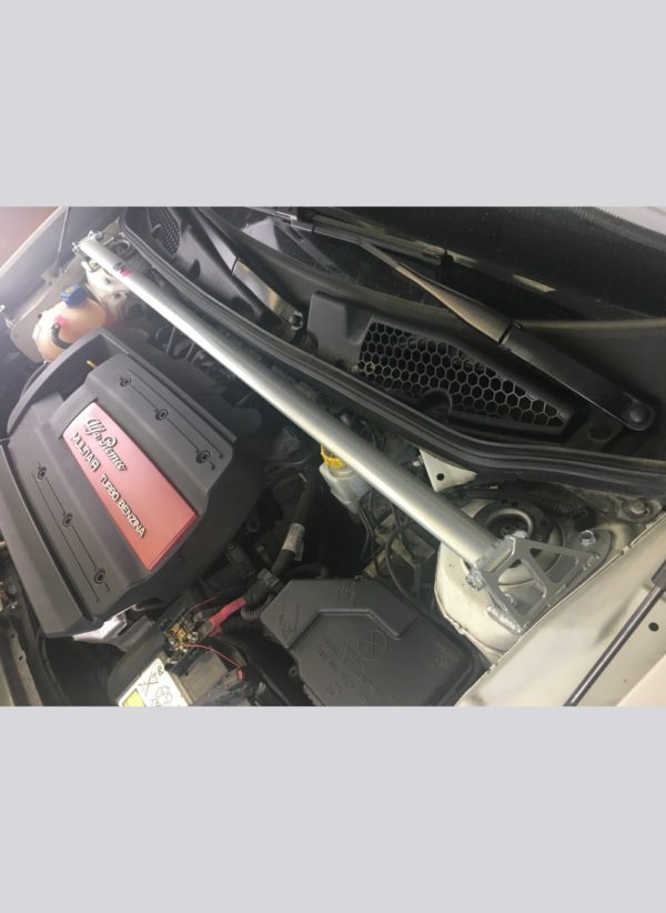 Barre anti-rapprochement avant DNA Racing PC1172 pour Alfa Romeo Giulietta – Image 5
