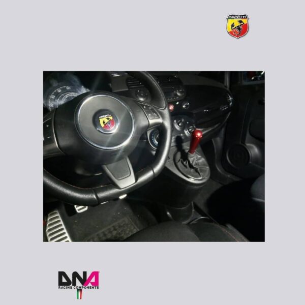 Pommeau Abarth 695 pour levier de vitesses d'origine DNA Racing PC1582 en aluminium – Image 3