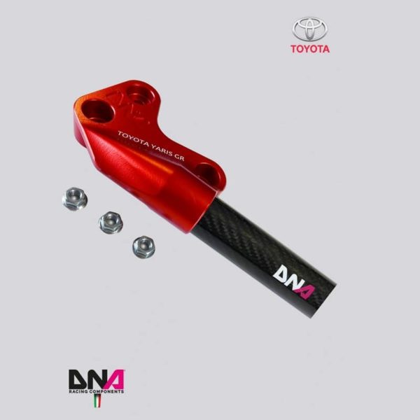 barre anti-rapprochement avant en fibre de carbone DNA Racing PC1625 Toyota Yaris GR – Image 2