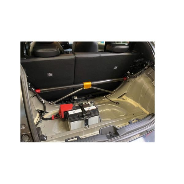 Barre anti-rapprochement arrière carbone avec tirants DNA Racing PC1697 pour Toyota Yaris GR – Image 3
