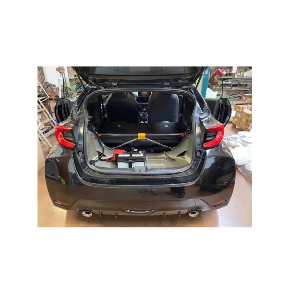 Barre anti-rapprochement arrière carbone avec tirants DNA Racing PC1697 pour Toyota Yaris GR – Image 4