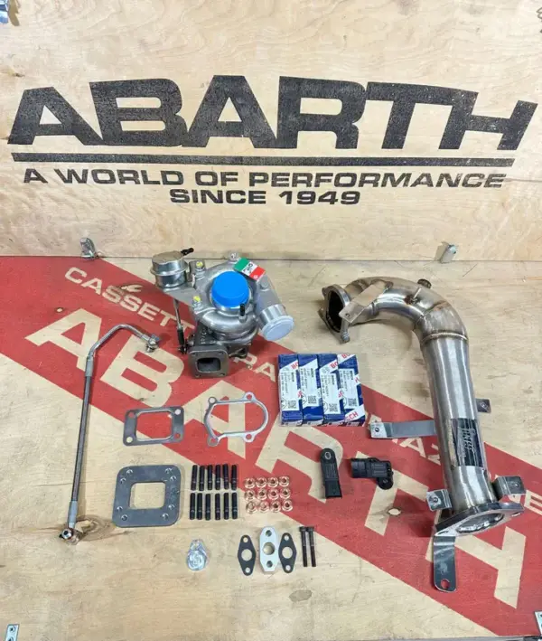 Kit complet turbo Mitsubishi TD04 pour Abarth 500, 595, 695 avec moteur 1.4 T-Jet | EURO 5